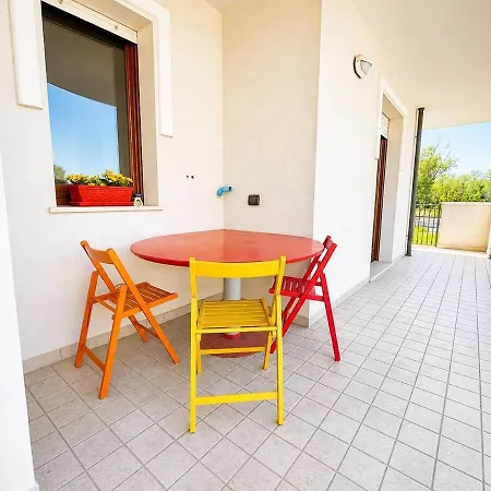 4min Walk To The Beach, Free Parking, Air Conditioning E Patio リミニ