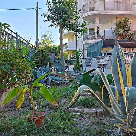 アパート 4min Walk To The Beach, Free Parking, Air Conditioning E Patio