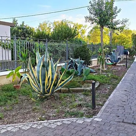 4min Walk To The Beach, Free Parking, Air Conditioning E Patio